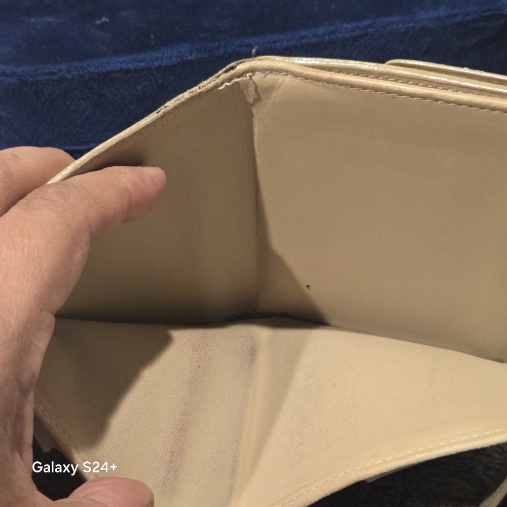 Luis Vuitton Vernis Portefeuille Elise - Picture 14 of 17